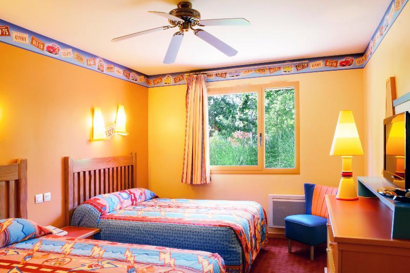 Disney Hotel Santa Fe Кувре Екстериор снимка